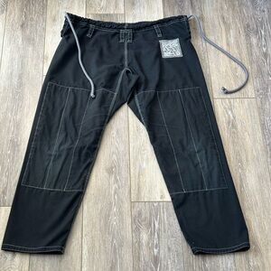 🖤 unisex Breakpoint string ties waist great condition.